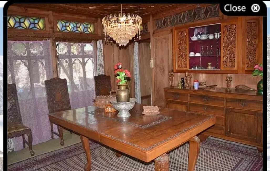 Bed and Breakfast House Boat New Manora Срінагар Екстер'єр фото